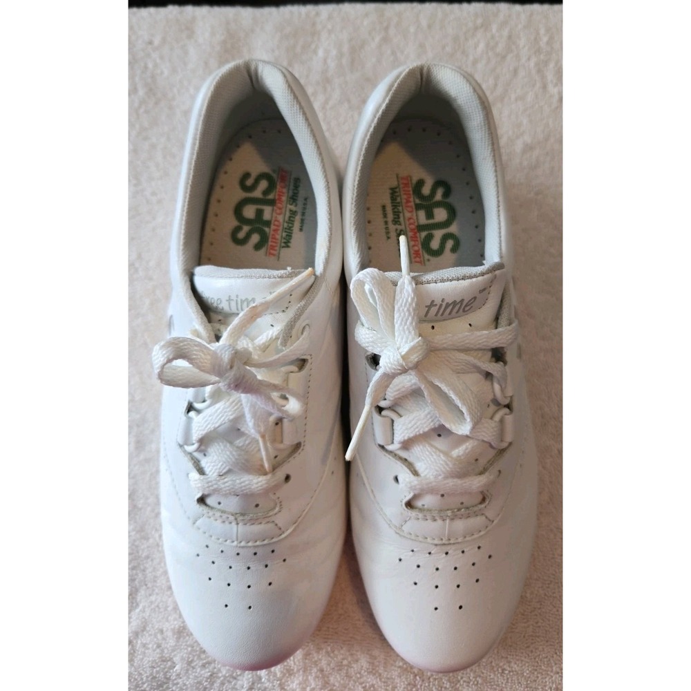 SAS Womans Sneakers Size 6 1/2 Tripad Comfort Waking Shoes White